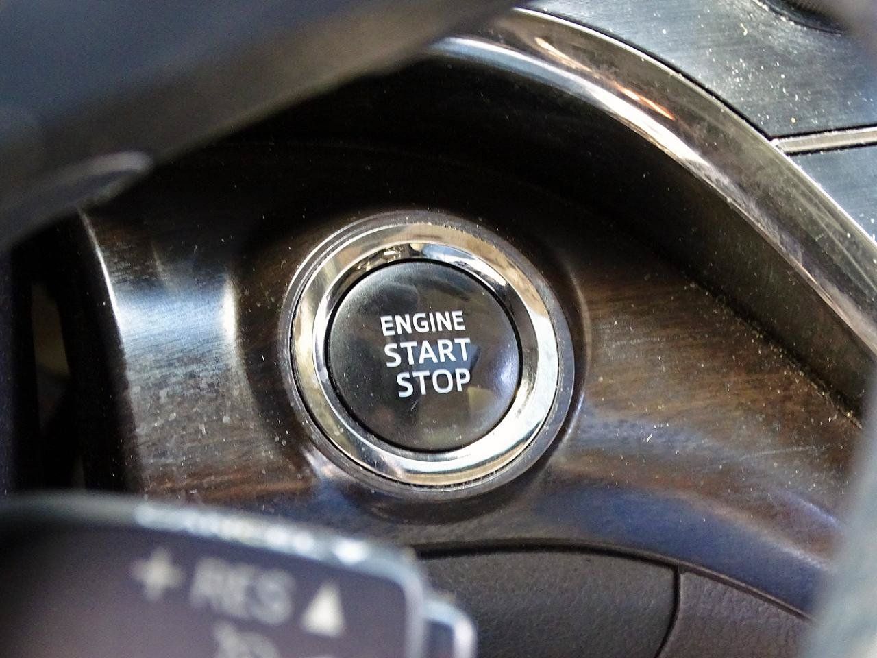 Used 2016 Toyota Avalon Limited w/ Protection Package FWD image 29