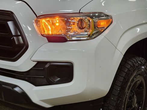 Used 2021 Toyota Tacoma SR RWD image 16