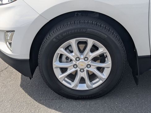 Used 2021 Chevrolet Equinox LT AWD/4WD image 13