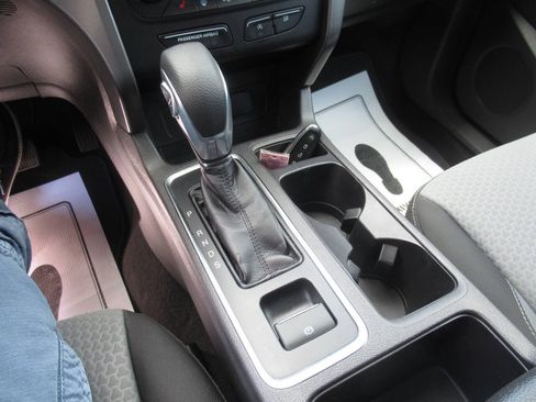 Used 2019 Ford Escape SE AWD/4WD image 23