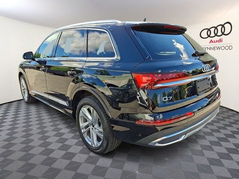Used 2023 Audi Q7 3.0T Premium w/ Convenience Package AWD/4WD image 4
