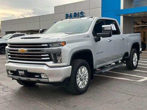 Used 2020 Chevrolet Silverado 2500 High Country w/ Z71 Off-Road Package image 3