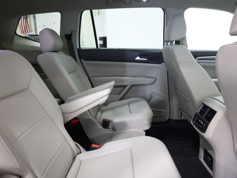 Used 2023 Volkswagen Atlas SEL R-Line AWD/4WD image 24
