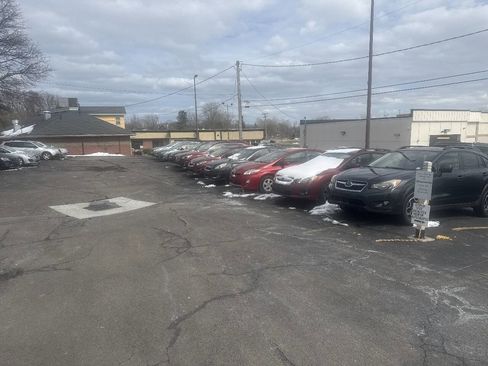 Used 2012 Subaru Outback 3.6R Limited w/ Moonroof Pkg image 21