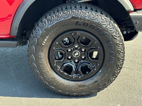 Certified 2021 Ford Bronco First Edition image 12