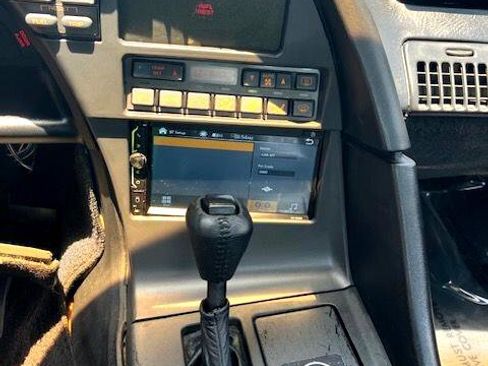 Used 1991 Chevrolet Corvette Coupe image 17