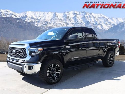 Used 2020 Toyota Tundra SR5 w/ TRD Off-Road Package AWD/4WD image 1