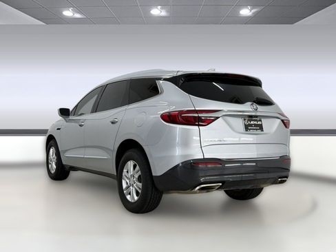 Used 2020 Buick Enclave Essence w/ Sound and Sites Package FWD image 3