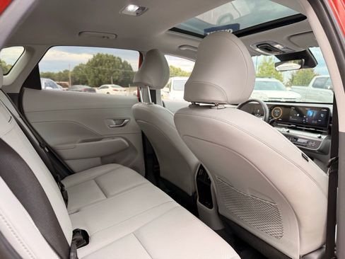 Used 2024 Hyundai Kona Limited image 21