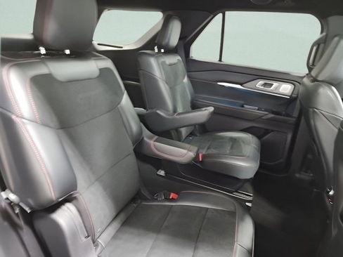 Used 2025 Ford Explorer ST w/ Sun And Sound Package AWD/4WD image 16