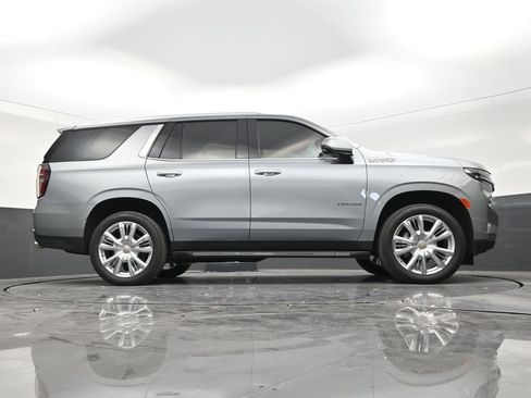 Used 2024 Chevrolet Tahoe High Country RWD image 25