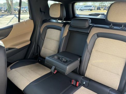 New 2026 Chevrolet Equinox ACTIV w/ Convenience Package III image 17