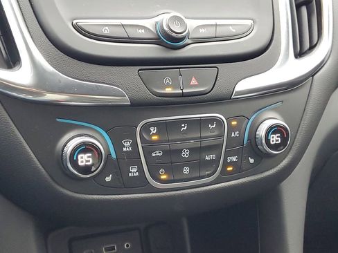 Used 2024 Chevrolet Equinox LT image 15