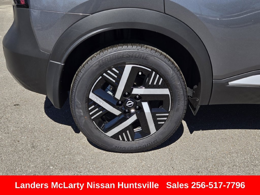 Used 2026 Nissan Kicks SV w/ Cold Weather Package FWD image 12