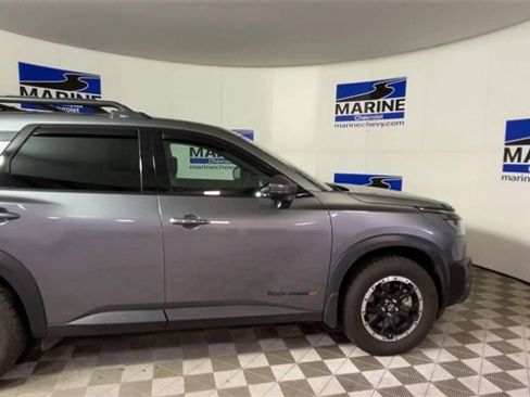 Used 2024 Nissan Pathfinder Rock Creek image 2