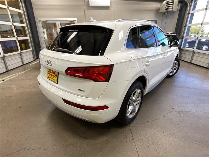 Used 2019 Audi Q5 2.0T Premium AWD/4WD image 5