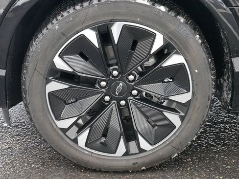 Used 2024 Chevrolet Blazer EV RS image 12