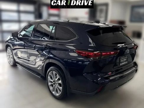 Used 2021 Toyota Highlander Limited AWD/4WD image 6