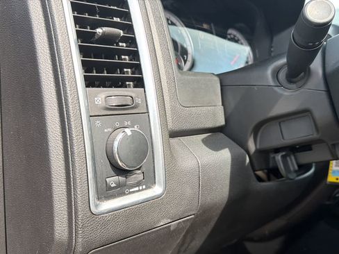 Used 2024 RAM 1500 Classic Warlock AWD/4WD image 9