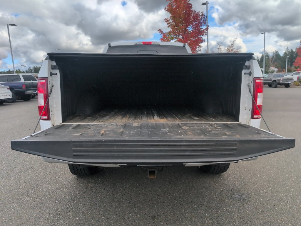 Used 2020 Ford F150 XLT w/ Equipment Group 302A Luxury AWD/4WD image 29