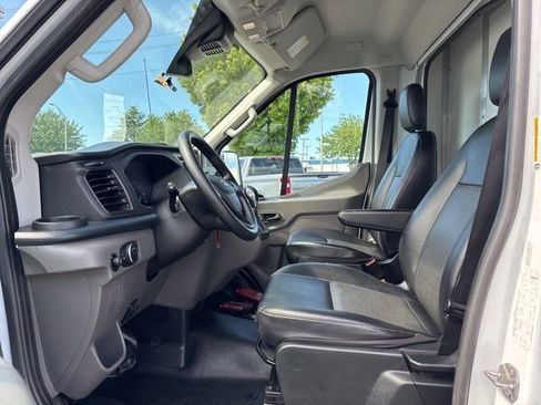 Used 2023 Ford Transit 350 DRW RWD image 9
