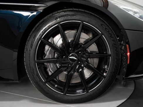 Used 2018 Aston Martin DB11 V12 image 23