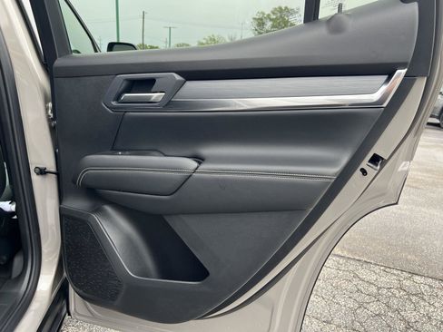 New 2026 GMC Terrain Elevation AWD/4WD image 17