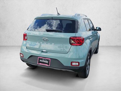 New 2026 Hyundai Venue SEL FWD image 2