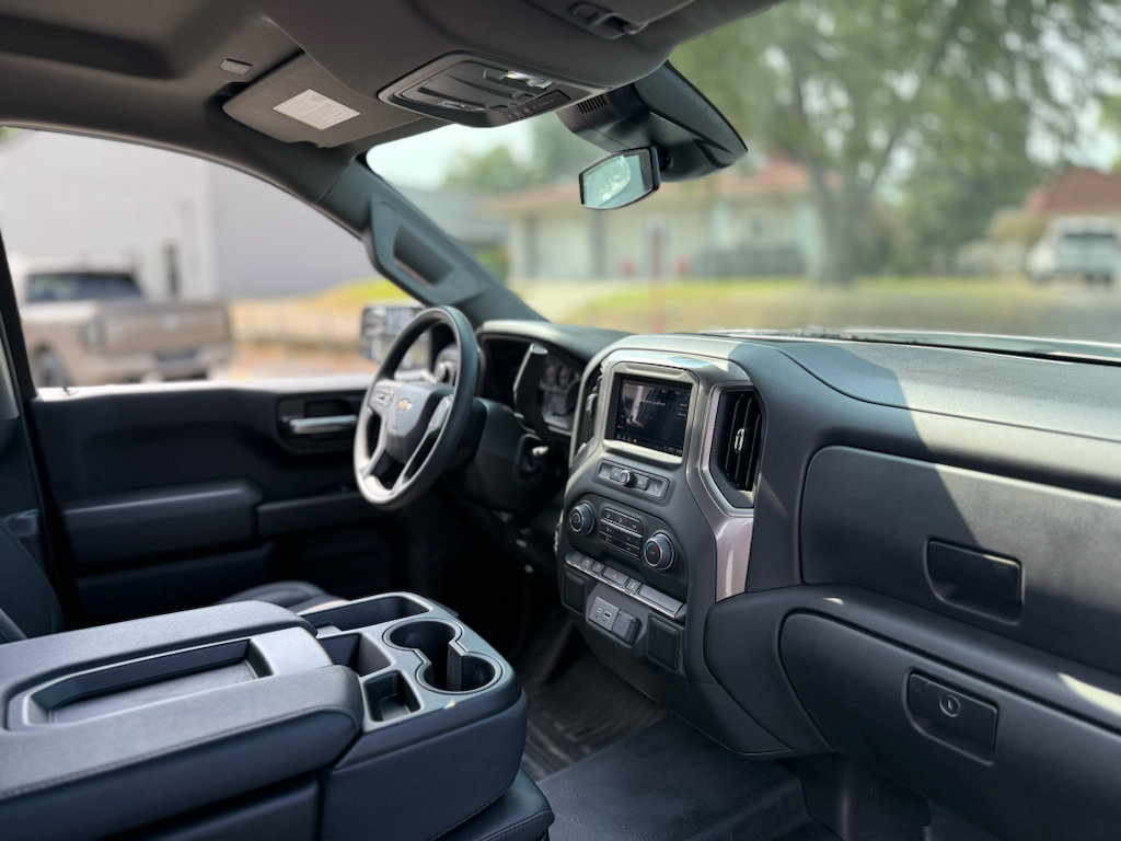 Used 2025 Chevrolet Silverado 1500 W/T w/ WT Value Package AWD/4WD image 25