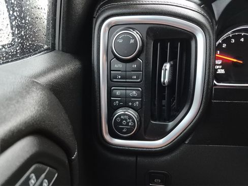 Certified 2019 Chevrolet Silverado 1500 RST image 18