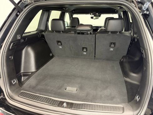 Used 2024 Jeep Grand Cherokee Altitude image 7