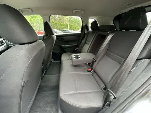 Used 2024 Nissan Rogue S AWD/4WD image 16