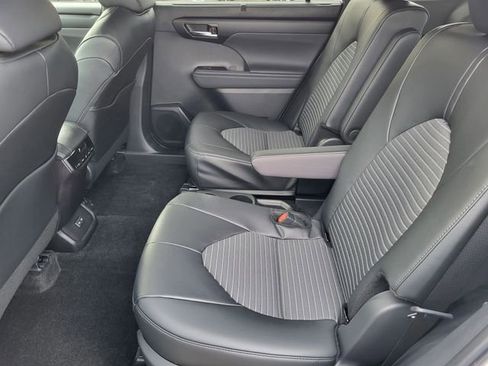 New 2026 Toyota Highlander XSE image 14