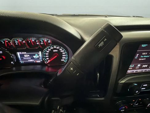 Used 2018 Chevrolet Silverado 1500 LT w/ All Star Edition RWD image 12