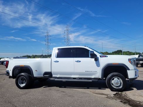 Used 2022 GMC Sierra 3500 SLT AWD/4WD image 16