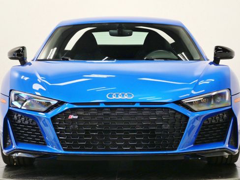 Used 2022 Audi R8 V10 RWD image 4