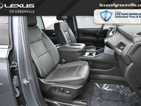 Used 2022 GMC Yukon SLT w/ SLT Luxury Package AWD/4WD image 30
