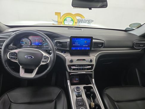 Used 2023 Ford Explorer XLT w/ Equipment Group 202A AWD/4WD image 14