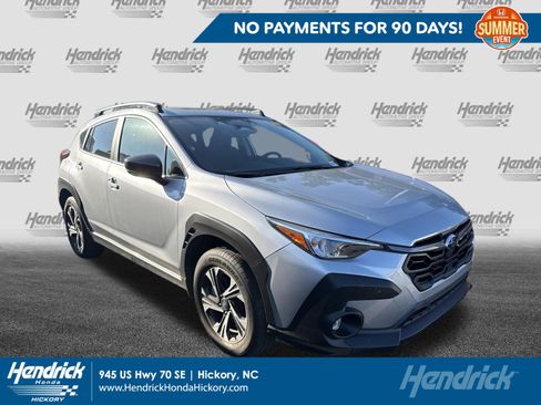 Used 2025 Subaru Crosstrek 2.5i Premium AWD/4WD image 1