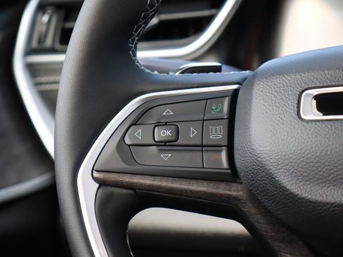 New 2024 Jeep Grand Cherokee L Limited w/ Luxury Tech Group II image 9