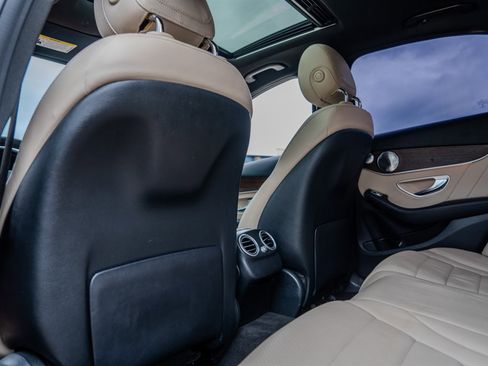 Used 2020 Mercedes-Benz C 300 Sedan image 30