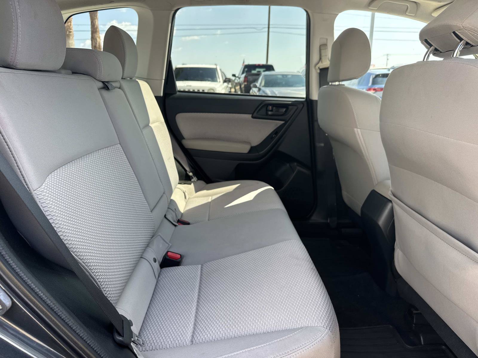 Used 2017 Subaru Forester 2.5i Premium w/ All-Weather Package AWD/4WD image 8