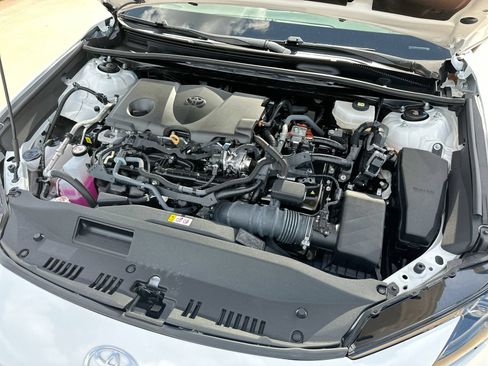 Used 2025 Toyota Camry SE FWD image 24