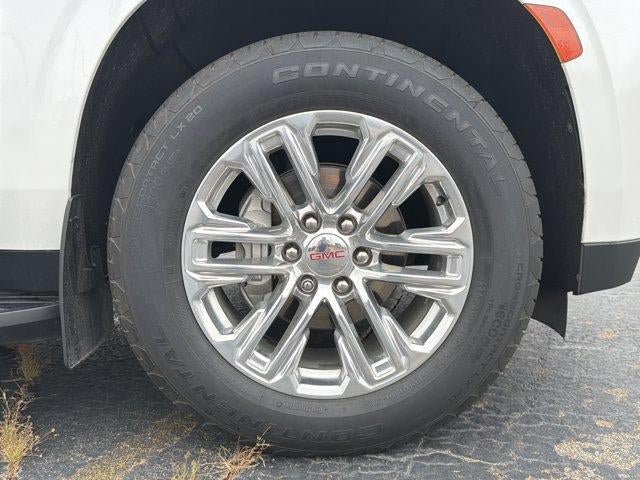 Used 2023 GMC Yukon SLT w/ SLT Luxury Package RWD image 13