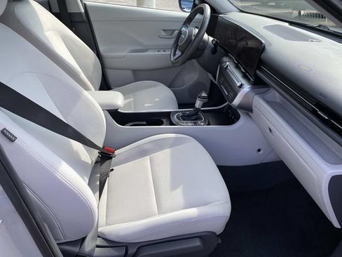 Used 2025 Hyundai Kona SEL AWD/4WD image 20