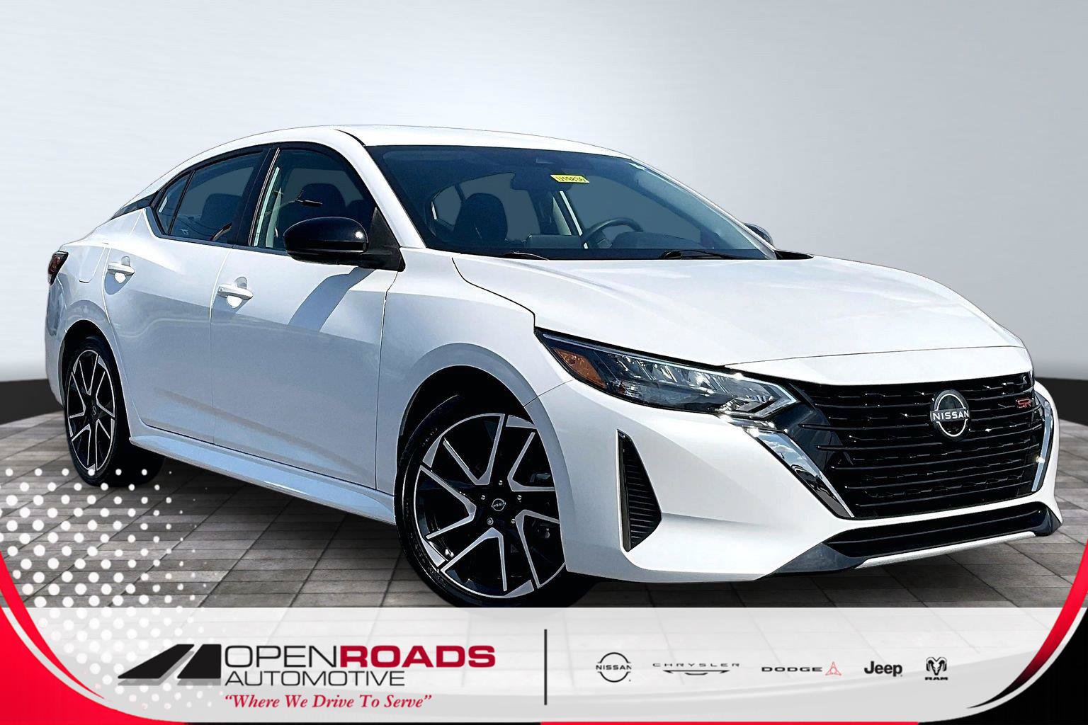 Certified 2025 Nissan Sentra SR FWD image 1