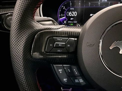 Used 2018 Ford Mustang GT Premium w/ GT Performance Package RWD image 18