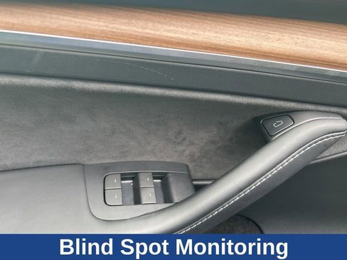 Used 2024 Tesla Model Y Long Range AWD/4WD image 7