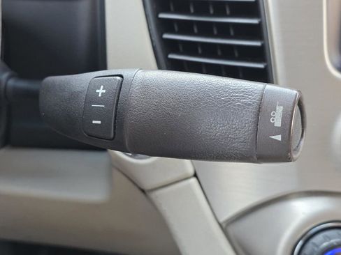 Used 2015 GMC Yukon Denali w/ Open Road Package image 29