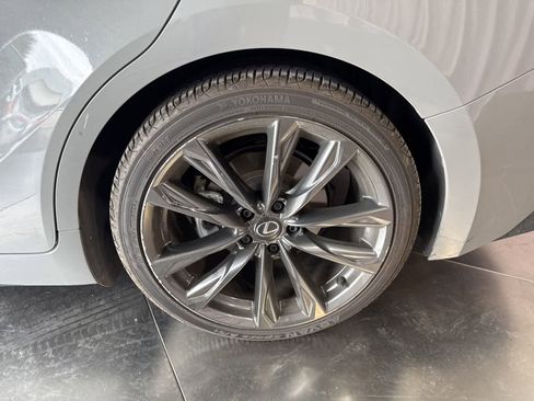 Used 2024 Lexus IS 350 F Sport RWD image 9